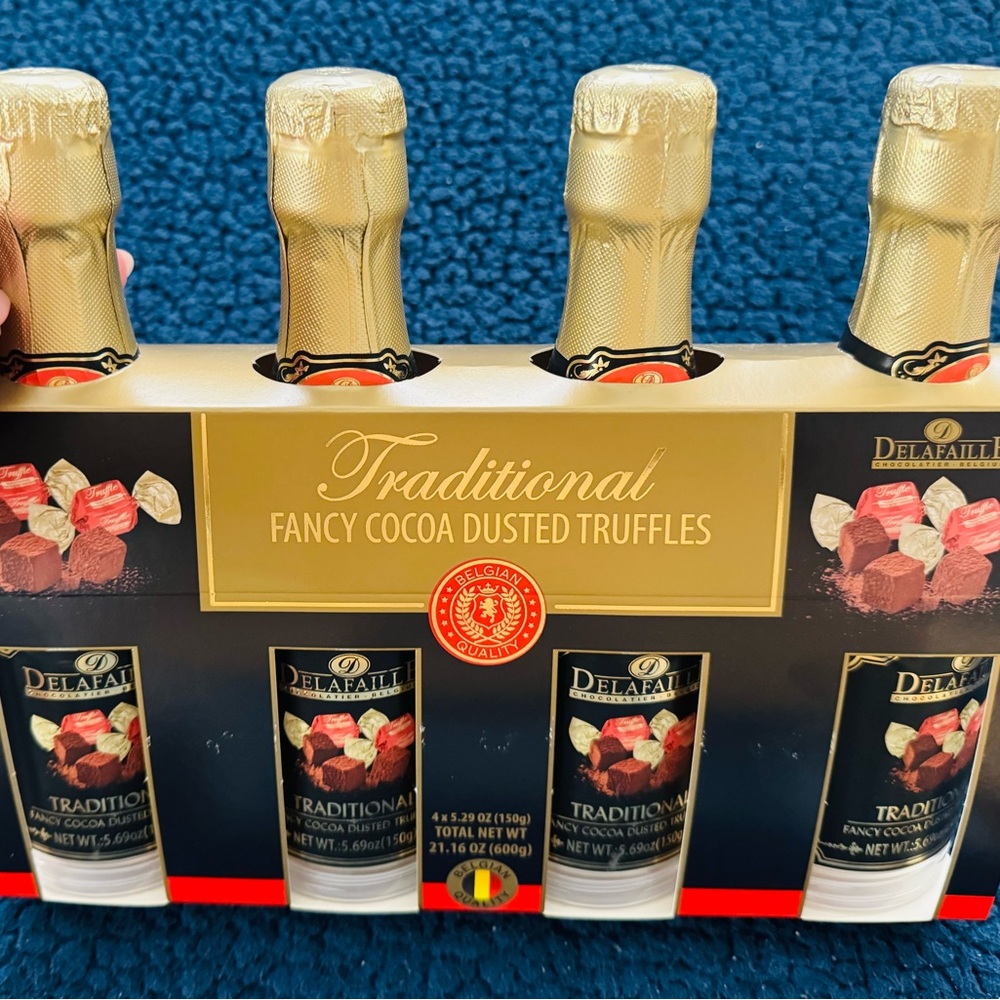 Delafaille Traditional Fancy Cocoa Dusted Truffles